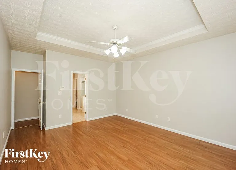 5713 Old Carriage Dr — Photo 10