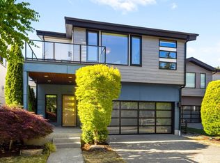 1494 14th Pl NE, Issaquah, WA 98029
