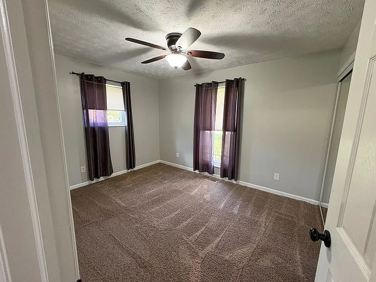 2087 Granada Dr — Photo 16
