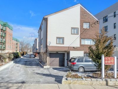 224 Atlantic Avenue #B, Lynbrook, NY, 11563