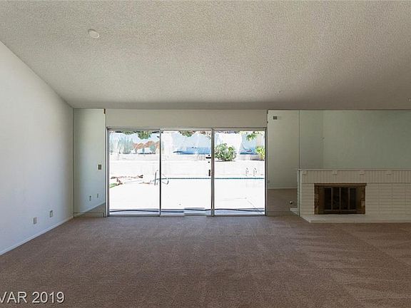3rd image of 3990 Briarcrest Ct
