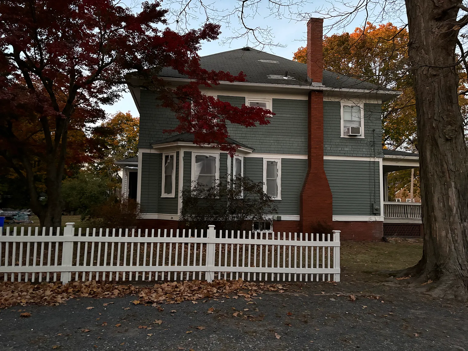 47 Walnut Rd — Photo 2