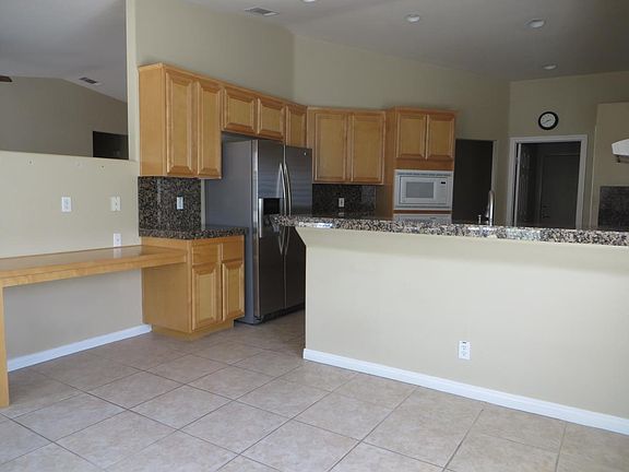 2nd image of 79778 Shadwell Cir
