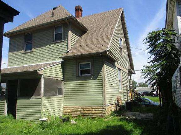 4th image of 467 W Church St