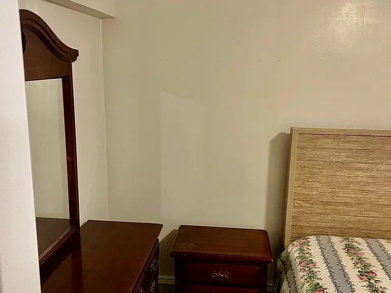 124 Holiday Hl — Photo 18