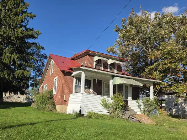 600 Main St, Strattanville, PA 16258