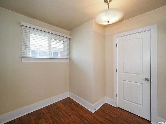 5th image of 649 E Wilson Ave