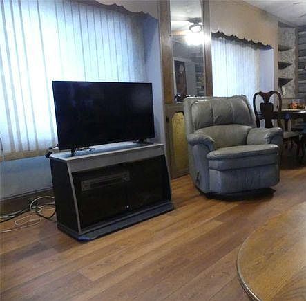 2nd image of 9142 Chicot Ct