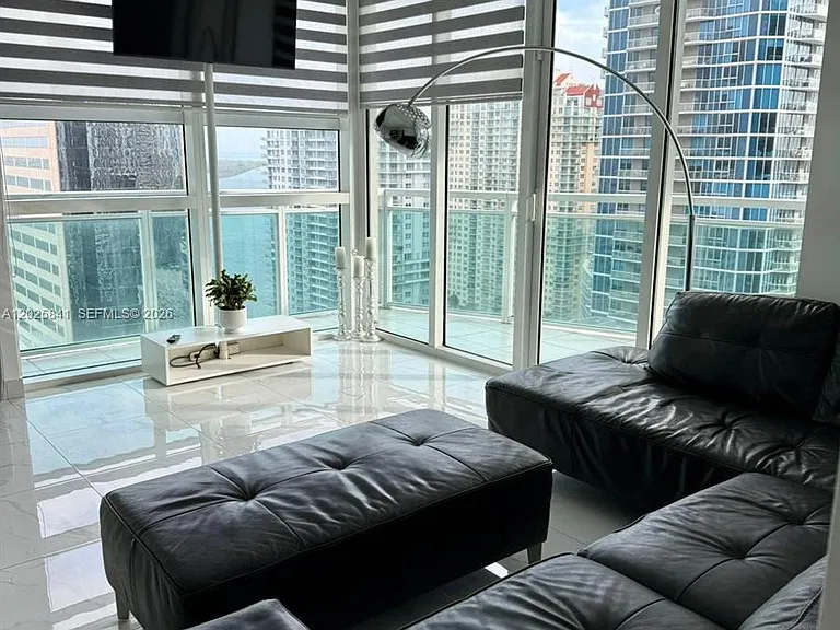 951 Brickell Ave #2810 — Photo 4