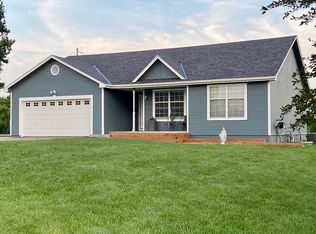 15431 Roger Rd, Leavenworth, KS 66048