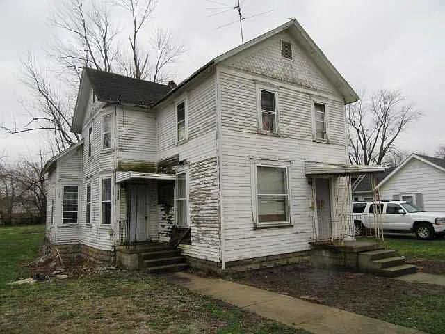 665/667 Pearl St photo 1