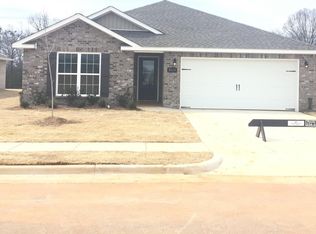 3018 Lea Ln SE, Decatur, AL 35603