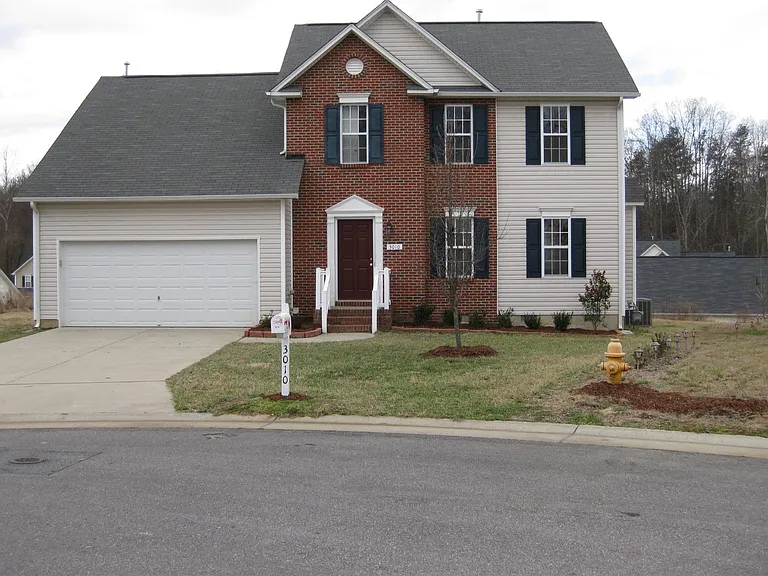 3010 Canterbury Park Ct — Photo 1