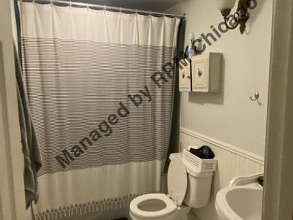 2nd image of 1357 N Wolcott Ave #2