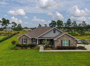 187 Gentle Wind Ct, Freeport, FL 32439