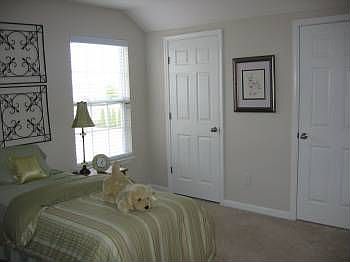 5th image of 2046 Caldonia Way