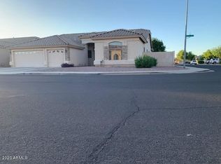 8326 W Rose Ln, Glendale, AZ 85305