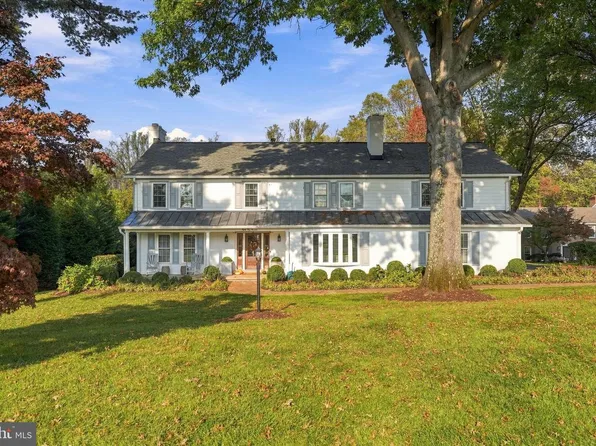 8300 Weller Ave, Mc Lean, VA 22102