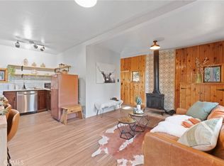 956 Mercury Way, Crestline, CA 92325