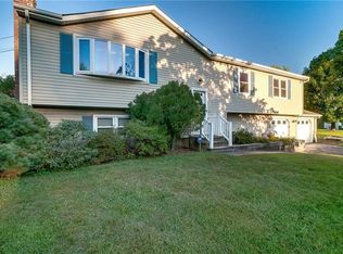 24 Sentinel Hill Rd, North Haven, CT 06473