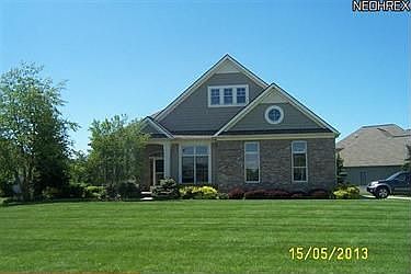 2nd image of 404 Saint Andrews Ln