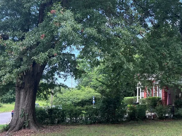 107 E Woodland Dr, Montgomery, AL 36105