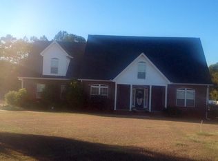 185 Henry Dr, Gray, GA 31032