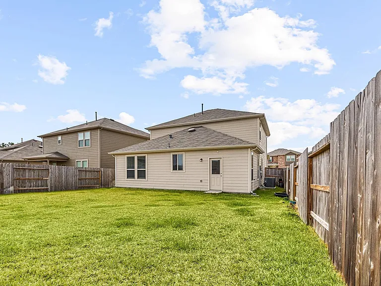 16907 Elm Grove Rd — Photo 40