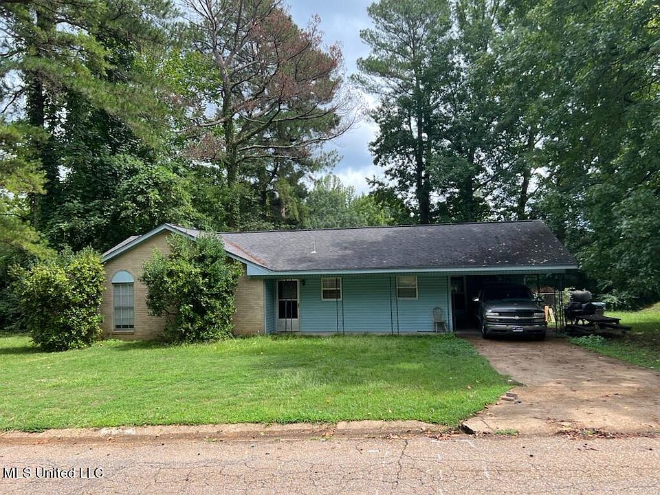 1st image of 2020 Brandywine Dr