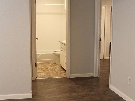 5th image of 515 E Carlisle Ave APT 1