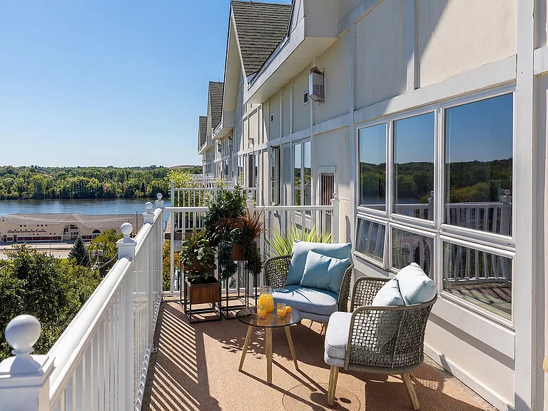 Grandview Balcony Furniture Render
