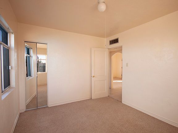 5th image of 163 Red Robin Dr