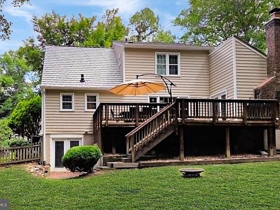 3rd image of 12000 Farrabow Ln
