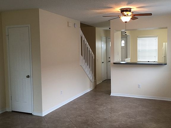 4th image of 643 9th Ave S