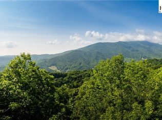 Mountaintop Trl, Banner Elk, NC 28604