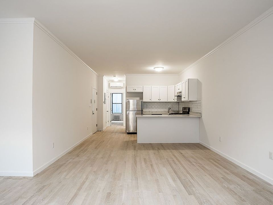 1st image of 667 Franklin Ave #1