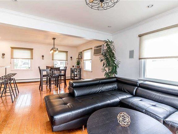 3rd image of 118 Cord Ln