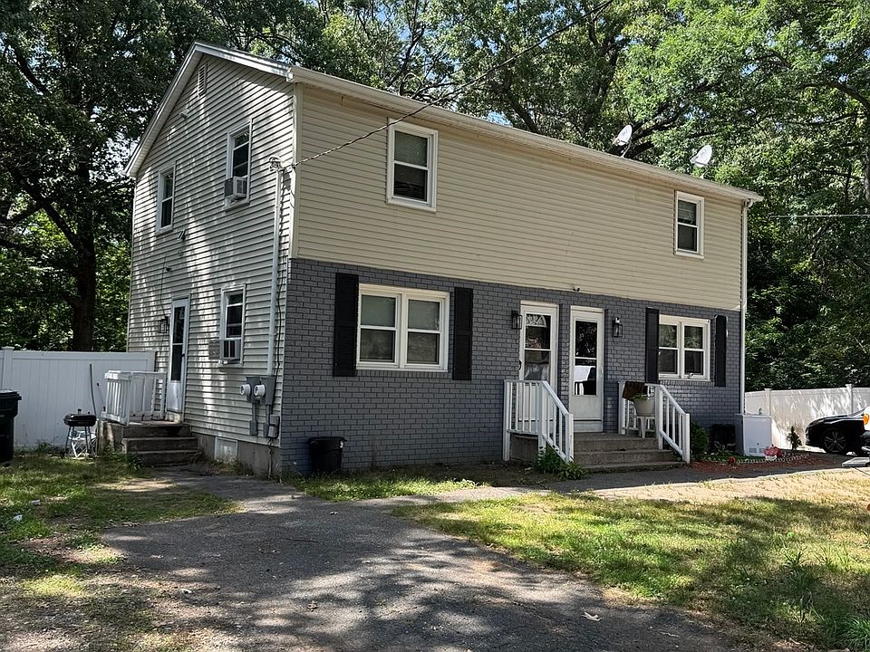 1st image of 524 Goodwin St