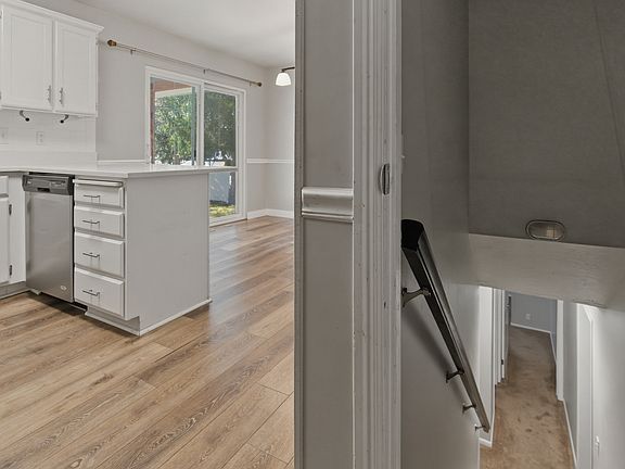 4th image of 888 E Dupler Rd