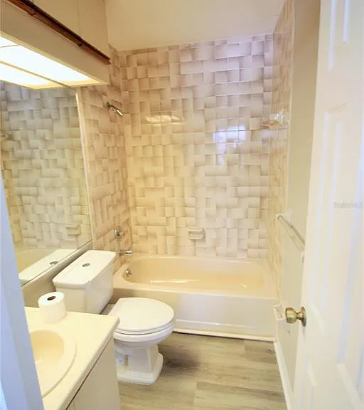 7446 Wynnewood Sq #190 — Photo 15