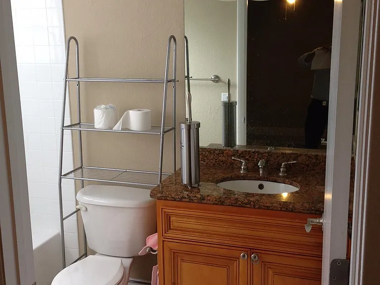 1440 Windorah Way #D — Photo 10