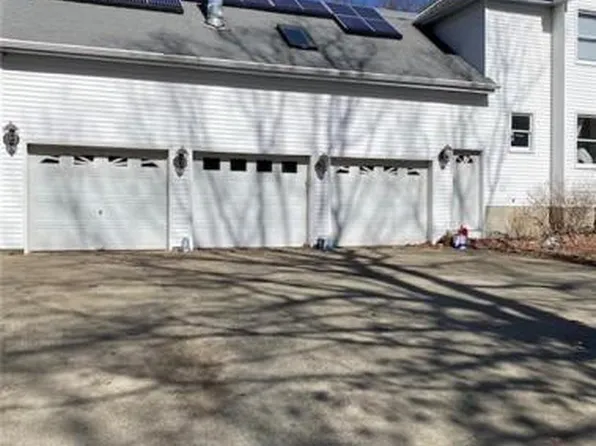 256 Buff Cap Rd, Tolland, CT 06084