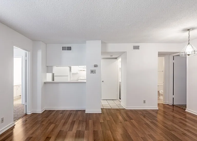 Wolfe Run Apartments — Photo 42