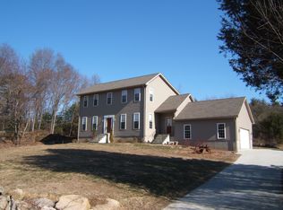 17 North St, Upton, MA 01568