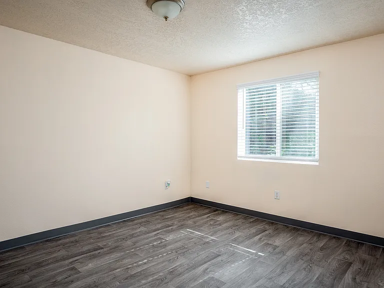 New Heritage Apartments — Photo 15