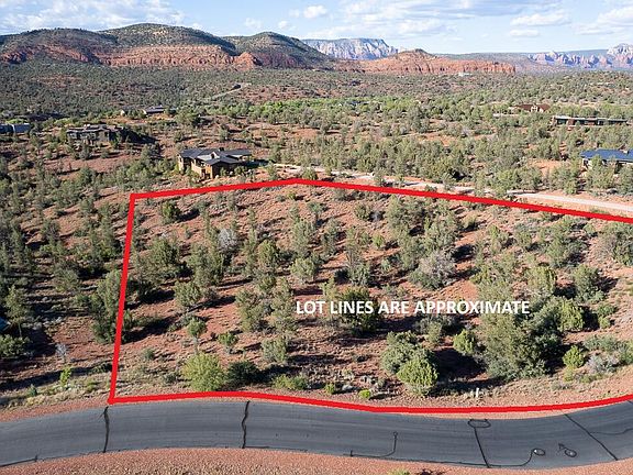 2nd image of 40 Amber Cliffs Way