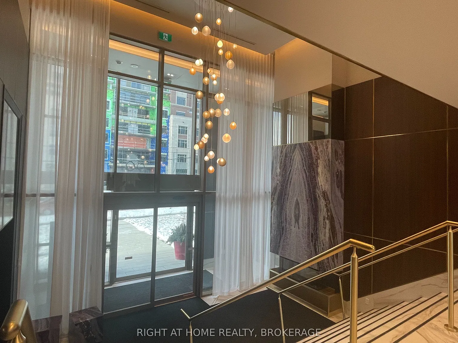 2 bed, $2,750 — Photo 3