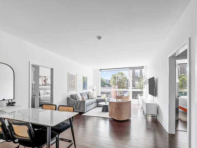 1246 W Devon Ave #35 — Photo 6