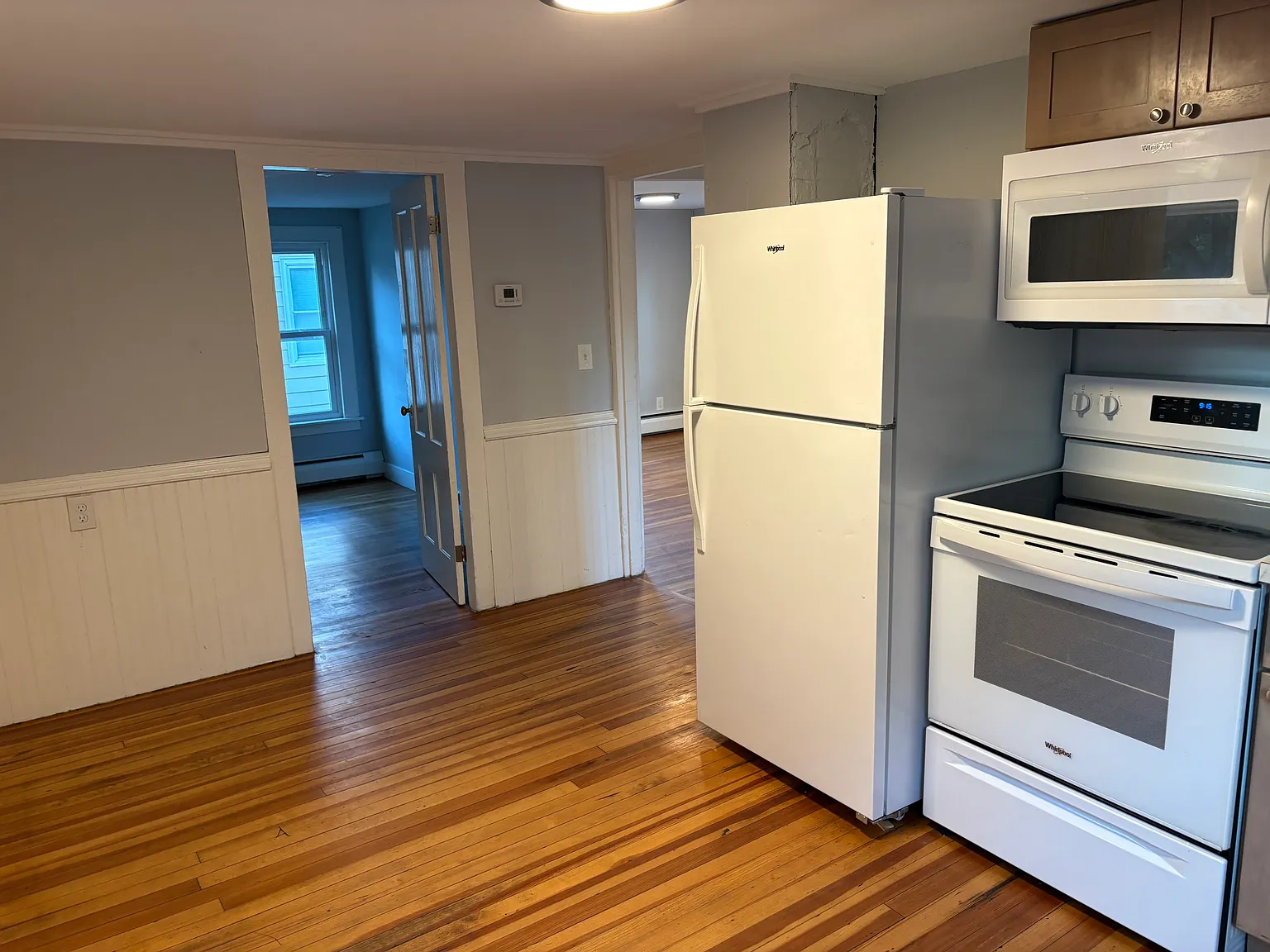 2 bed, 1200 sqft, $1,600 — Photo 1