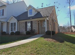 11 Nandina Dr, Greensboro, NC 27455